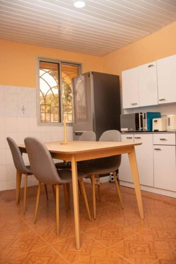Fully Aircondition 3Bed Villa- A C- Wifi- Hotwater Freetown Zewnętrze zdjęcie