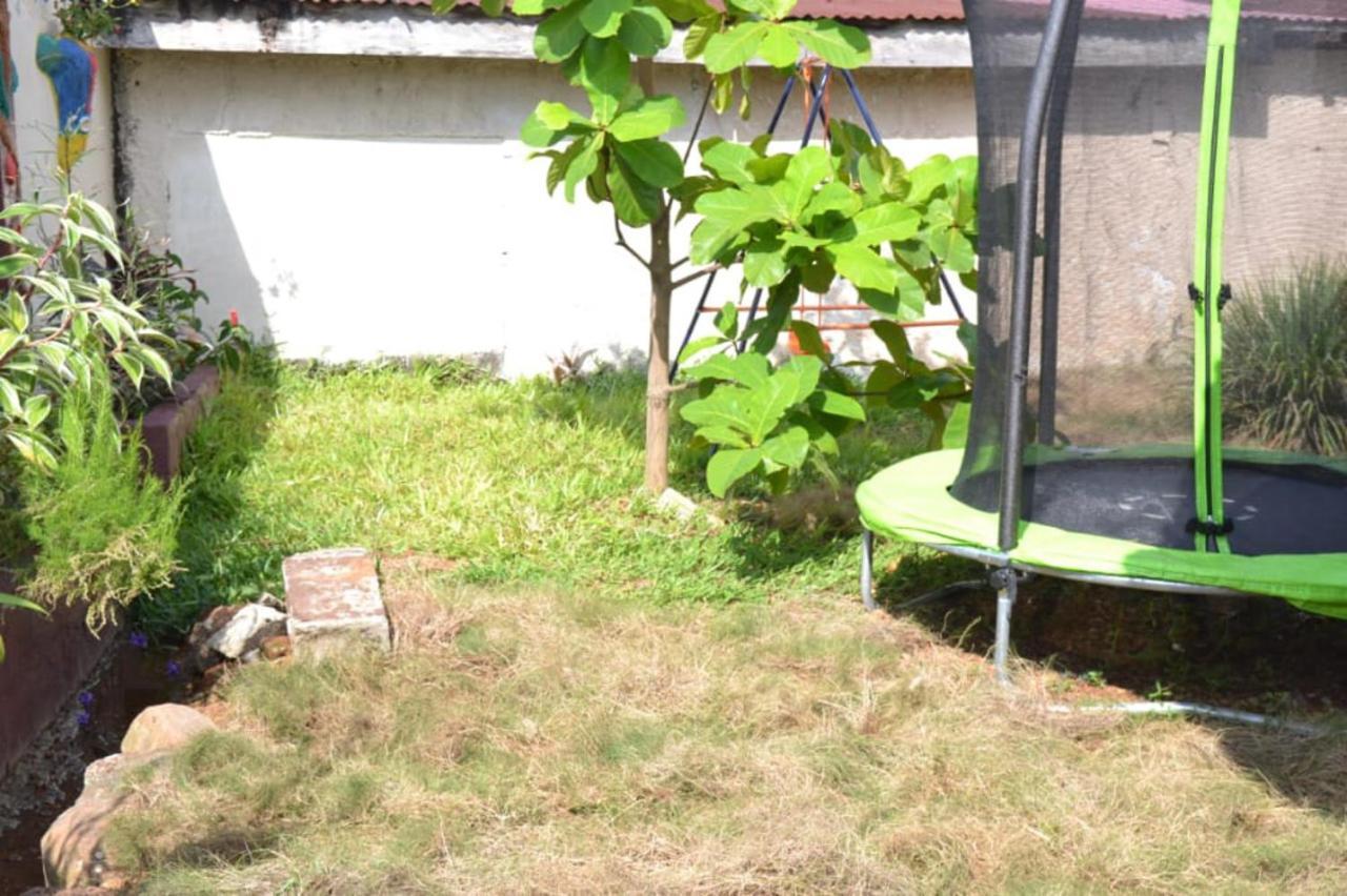 Fully Aircondition 3Bed Villa- A C- Wifi- Hotwater Freetown Zewnętrze zdjęcie